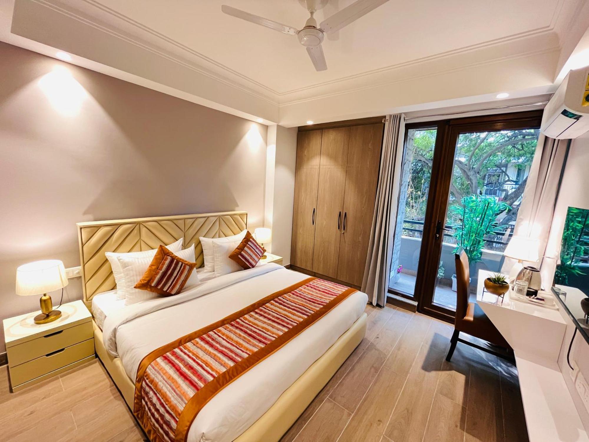 Hotel Gianmala Residency South Extension Near Aiims Delhi Нью-Делі Екстер'єр фото