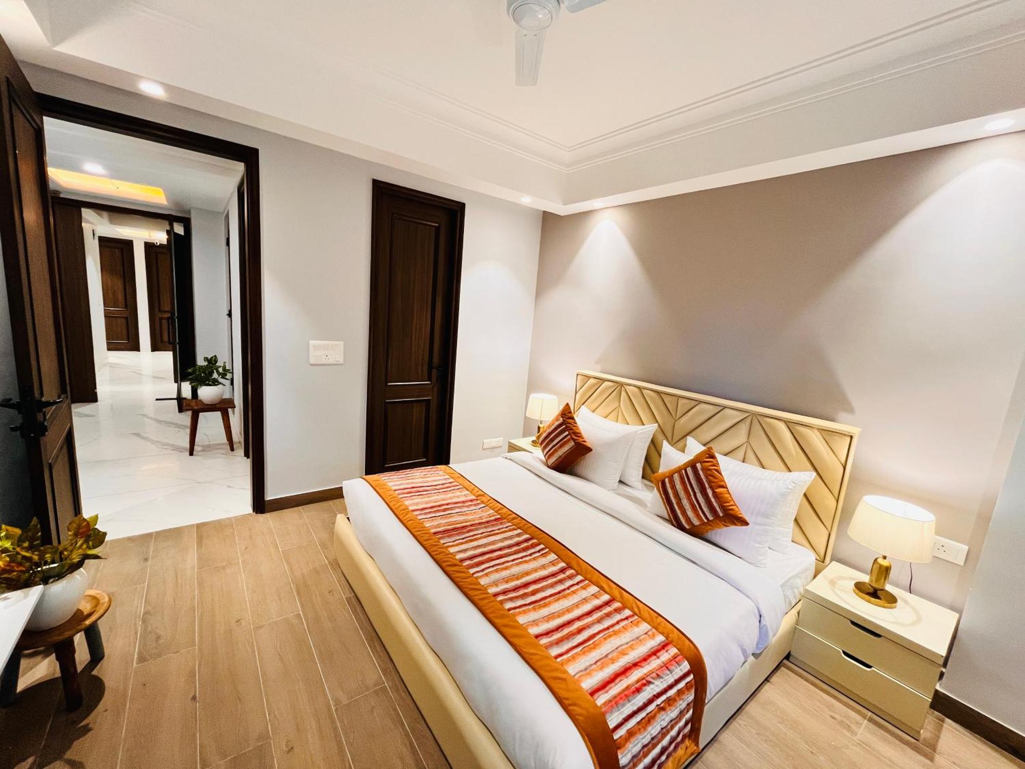 Hotel Gianmala Residency South Extension Near Aiims Delhi Нью-Делі Екстер'єр фото