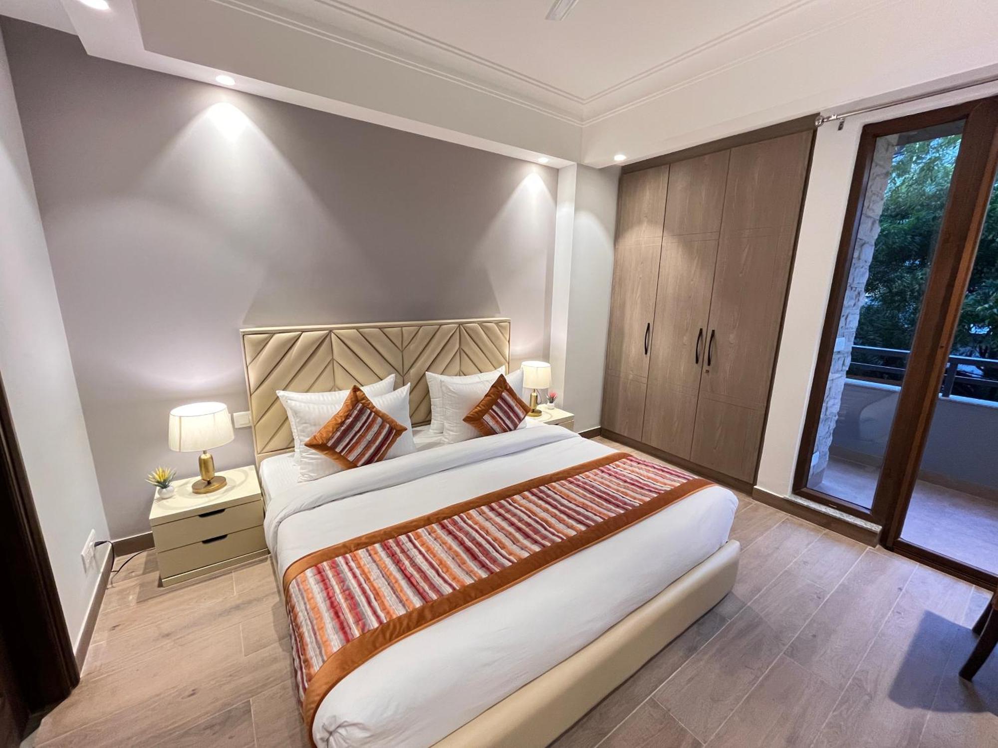 Hotel Gianmala Residency South Extension Near Aiims Delhi Нью-Делі Екстер'єр фото