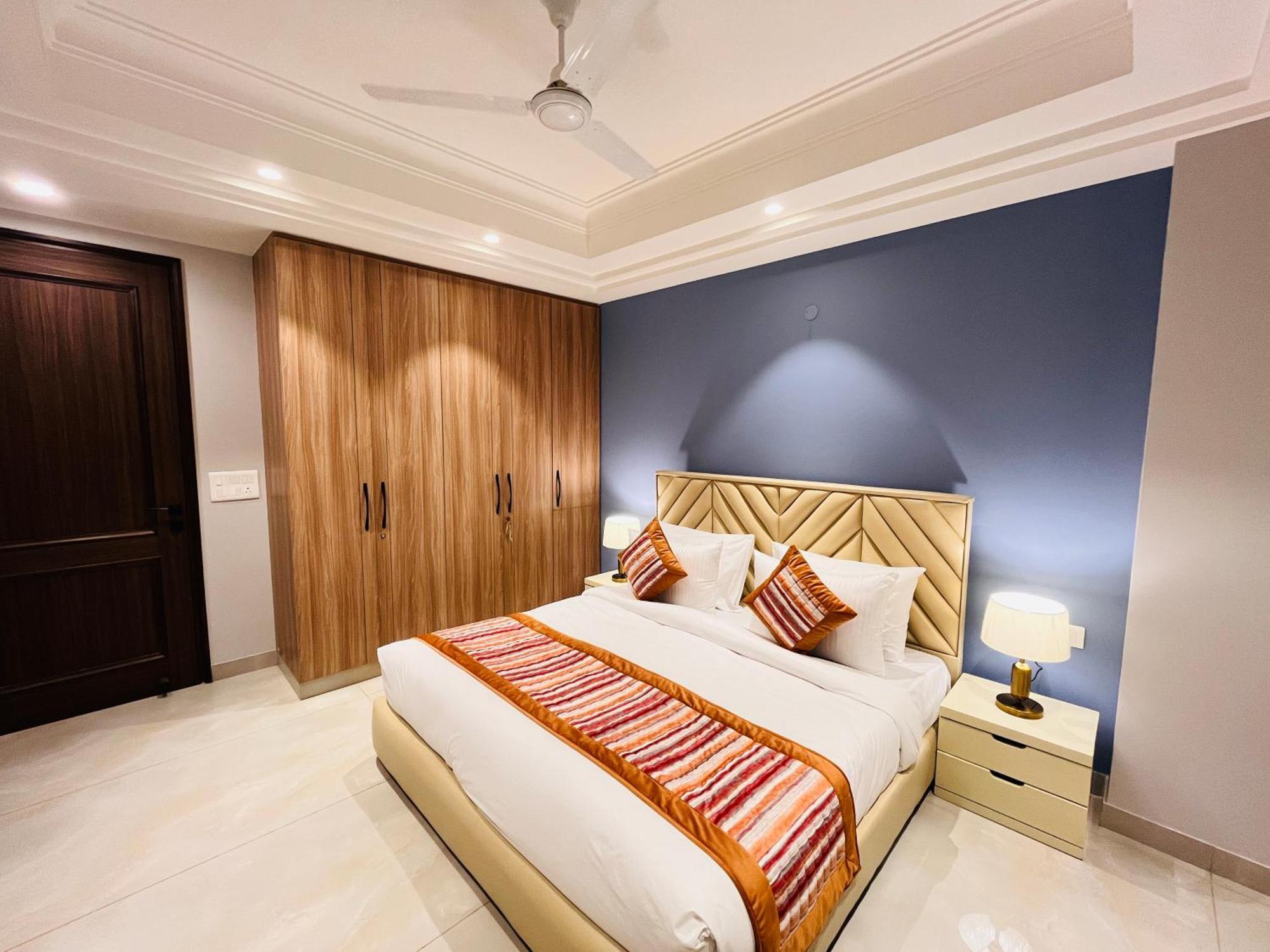 Hotel Gianmala Residency South Extension Near Aiims Delhi Нью-Делі Екстер'єр фото