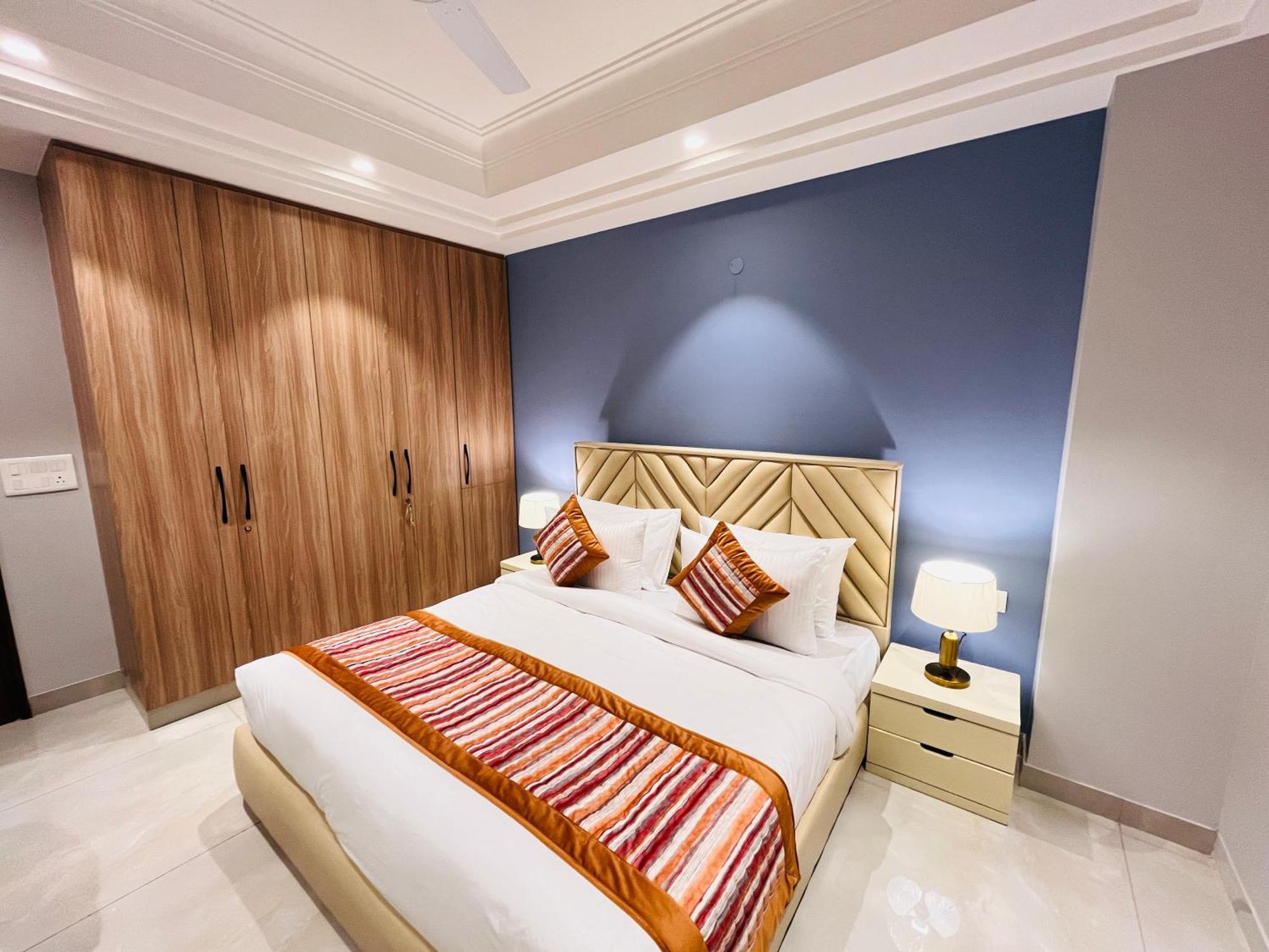 Hotel Gianmala Residency South Extension Near Aiims Delhi Нью-Делі Екстер'єр фото